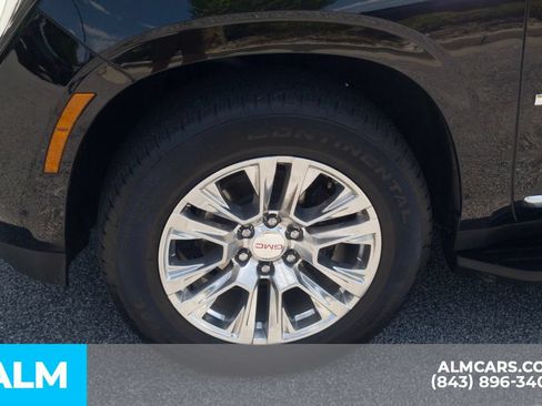 Used 2025 GMC Yukon Denali AWD/4WD image 14