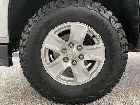 Used 2018 Chevrolet Silverado 1500 LT w/ All Star Edition image 22