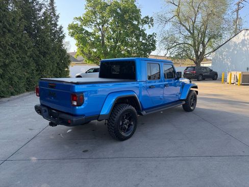Used 2025 Jeep Gladiator Sport AWD/4WD image 29
