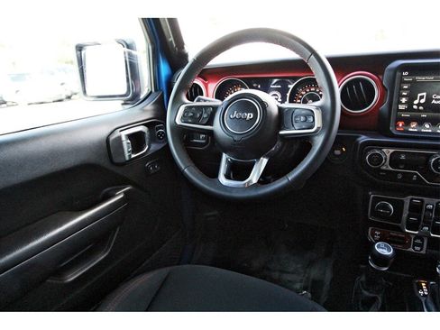 Used 2023 Jeep Gladiator Rubicon image 7