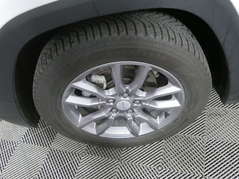 Used 2023 GMC Terrain SLT w/ Tech Package AWD/4WD image 11