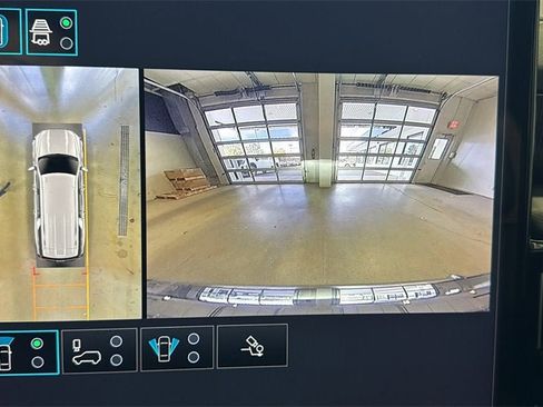 New 2026 GMC Yukon XL Elevation image 35