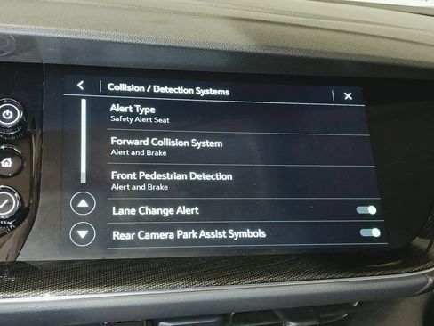 Certified 2022 Buick Envision Essence w/ Sport Touring Package FWD image 29