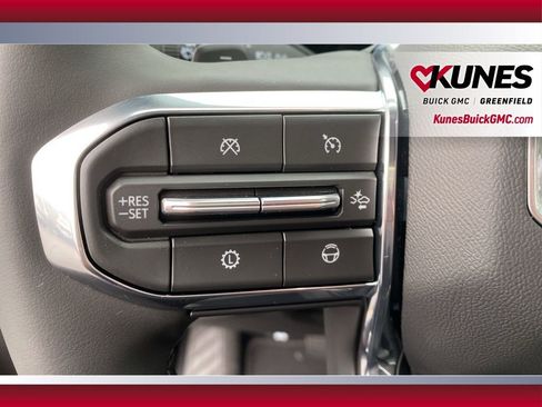 New 2026 GMC Yukon XL Elevation image 27