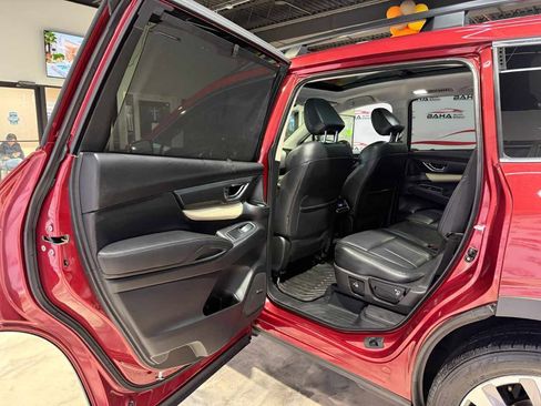 Used 2022 Subaru Ascent Limited w/ Technology Package image 36