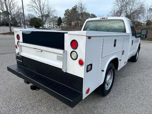 Used 2016 Ford F250 XL w/ Power Equipment Group image 40