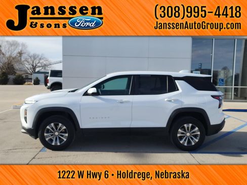 Used 2025 Chevrolet Equinox LT image 1