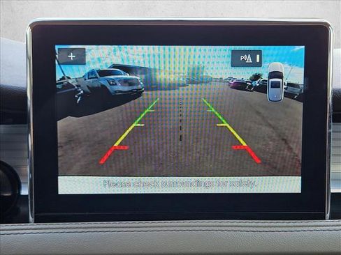 Used 2021 Lincoln Corsair FWD w/ Rear Removable Package Tray image 14