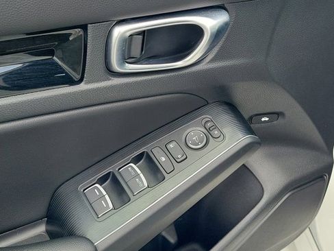 Used 2024 Honda Civic Touring image 18