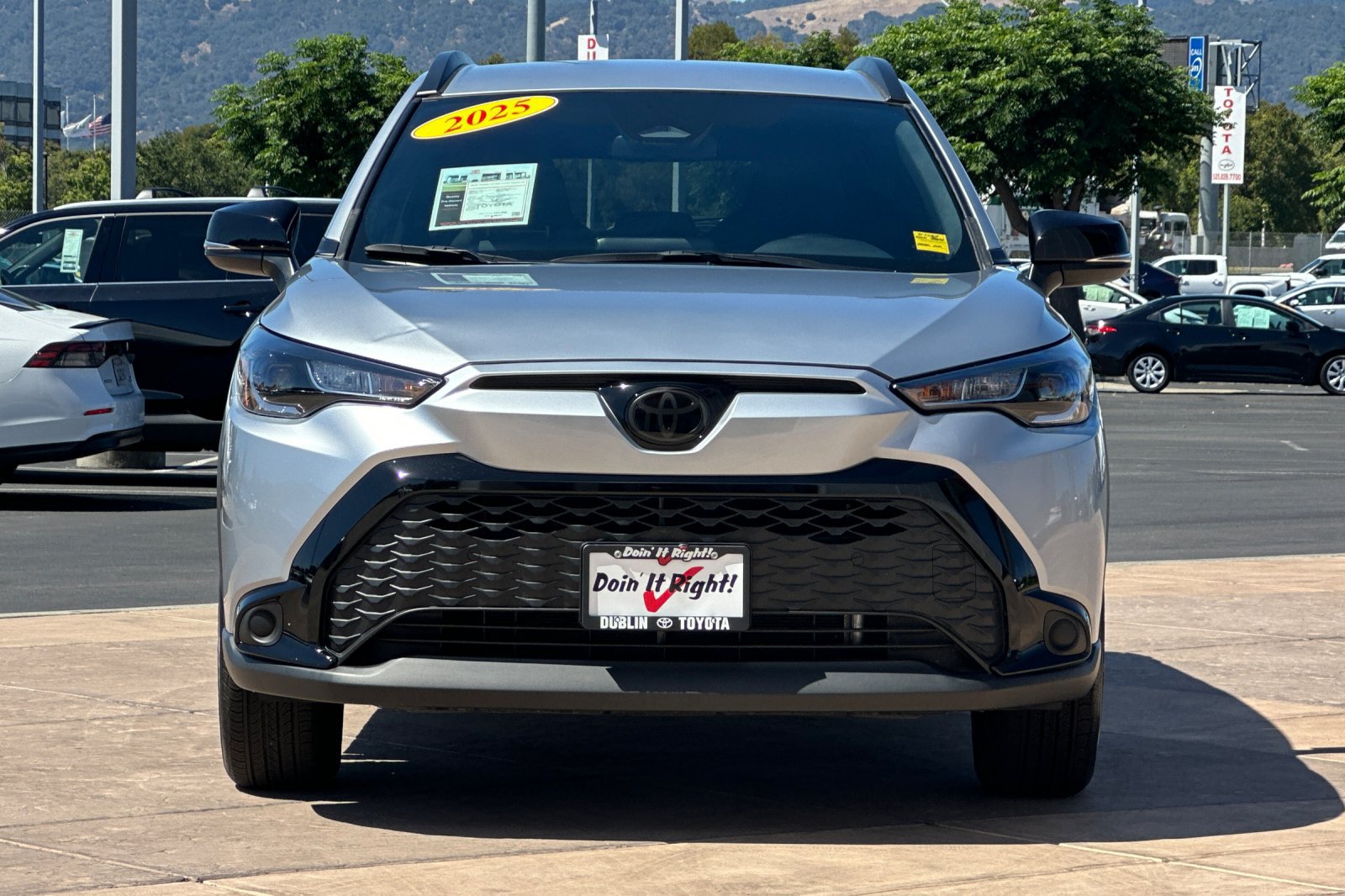 Used 2025 Toyota Corolla Cross AWD Hybrid image 10
