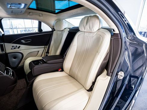 Used 2020 Bentley Flying Spur W12 image 56