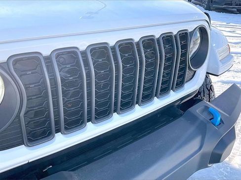 Used 2024 Jeep Wrangler Unlimited w/ Convenience Group image 26