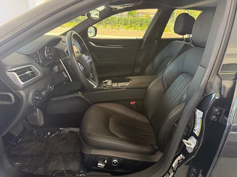 Certified 2023 Maserati Ghibli Modena RWD image 10