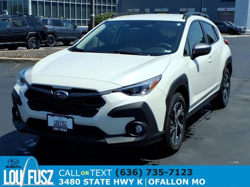 Used 2024 Subaru Crosstrek 2.0i Premium AWD/4WD image 2