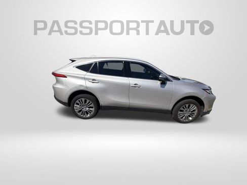 Used 2024 Toyota Venza Limited AWD/4WD image 2