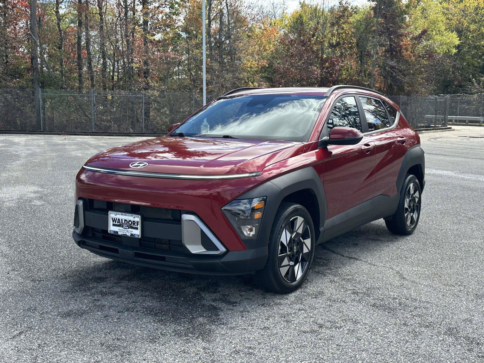 Used 2025 Hyundai Kona SEL AWD/4WD image 3