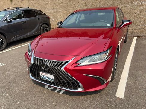 Certified 2024 Lexus ES 250 w/ Premium Package AWD/4WD image 1