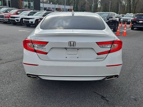 Used 2019 Honda Accord Sport image 7