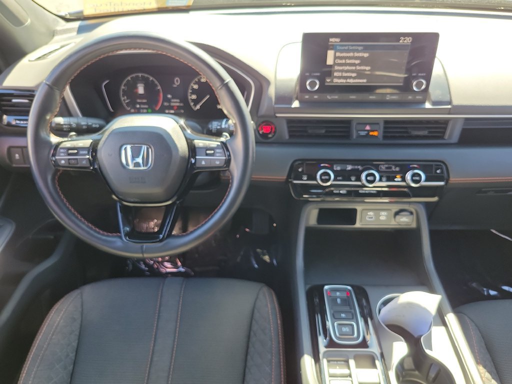 Certified 2024 Honda Pilot Sport image 11