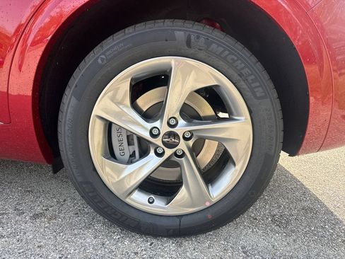 New 2026 Genesis GV70 2.5T Select AWD/4WD image 12