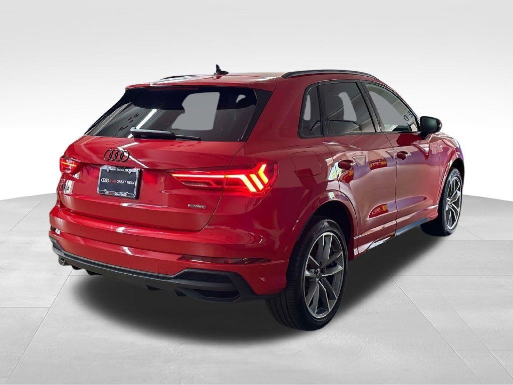 Used 2024 Audi Q3 2.0T Premium AWD/4WD image 7