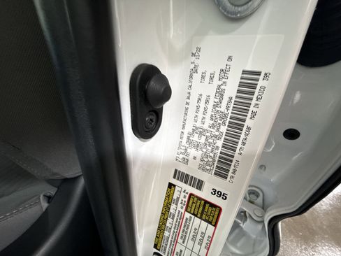 Used 2023 Toyota Tacoma SR image 31