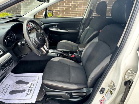 Used 2017 Subaru Crosstrek 2.0i Premium image 5