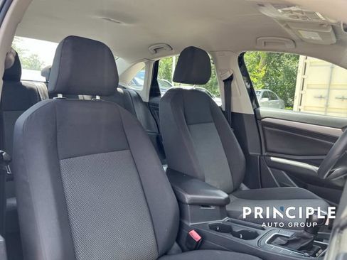 Used 2019 Volkswagen Jetta S w/ Driver Assistance Package FWD image 34
