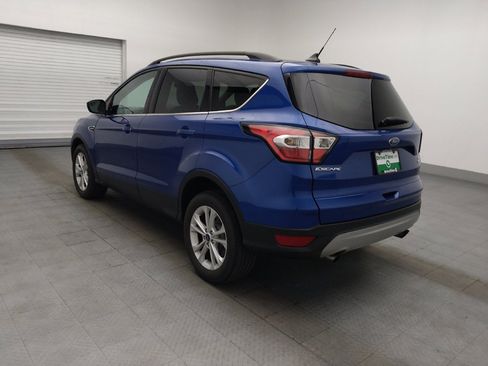 Used 2018 Ford Escape SE w/ SE Sync 3 Package AWD/4WD image 3