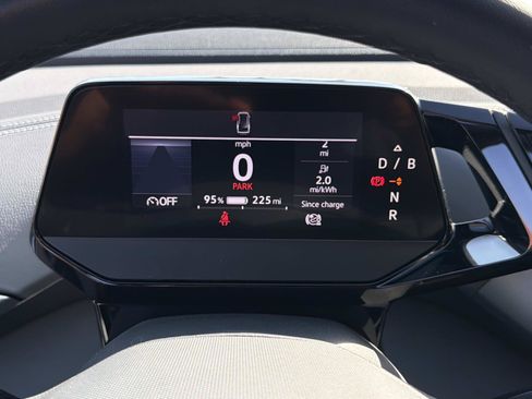 Certified 2023 Volkswagen ID.4 Pro RWD image 18