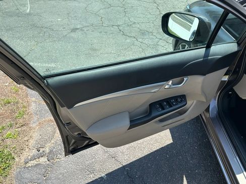 Used 2015 Honda Civic EX-L image 36