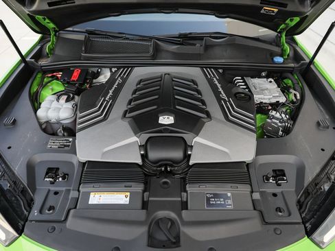 Used 2024 Lamborghini Urus S AWD/4WD image 19