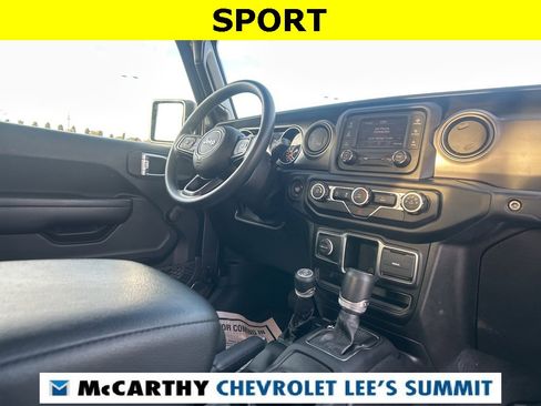 Used 2021 Jeep Gladiator Sport image 47