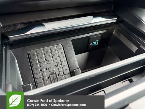 Certified 2024 Ford F350 Platinum w/ Tremor Off-Road Package image 35