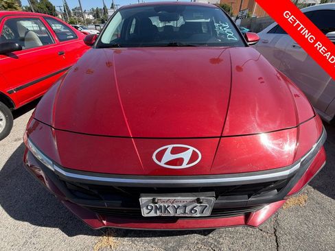 Used 2024 Hyundai Elantra SEL FWD image 3