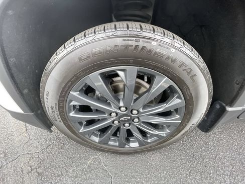 Certified 2023 Chevrolet Traverse RS FWD image 32