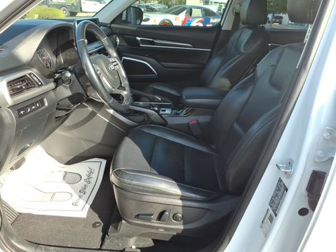 Used 2020 Kia Telluride S FWD image 14
