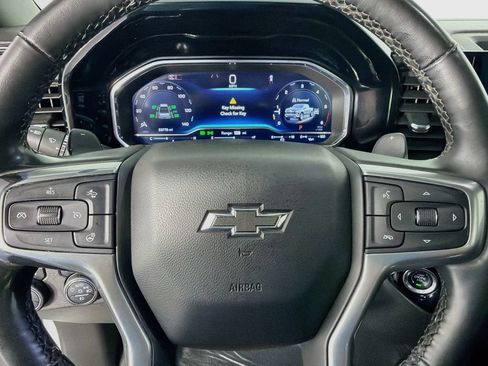 Used 2024 Chevrolet Silverado 1500 RST AWD/4WD image 16