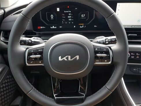 New 2026 Kia Carnival SX w/ SX Dark Edition Package image 21