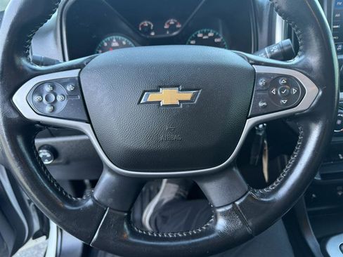 Used 2022 Chevrolet Colorado LT w/ Fleet Safety Package image 26