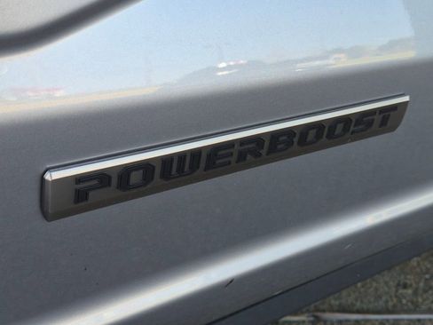 Used 2025 Ford F150 Platinum w/ Equipment Group 702A High AWD/4WD image 10