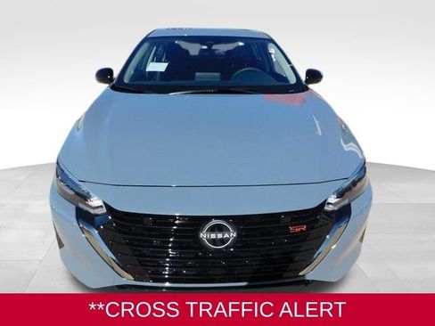 Used 2025 Nissan Sentra SR w/ SR Premium Package image 3