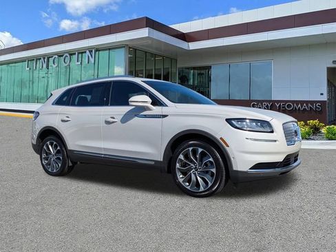 Used 2023 Lincoln Nautilus Reserve w/ Equipment Group 201A AWD/4WD image 2