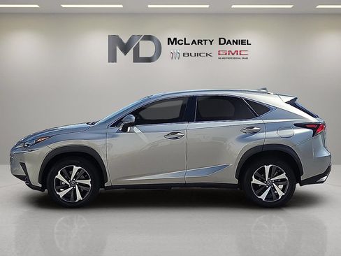 Used 2019 Lexus NX 300 FWD image 2