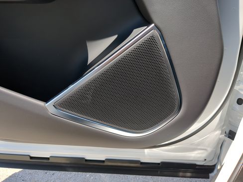 New 2026 Jaguar F-PACE R-Dynamic S image 16