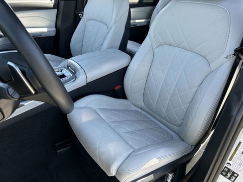 Used 2024 BMW X7 xDrive40i AWD/4WD image 20