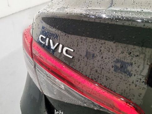 Used 2022 Honda Civic Sport image 35