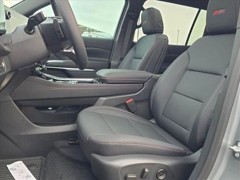 New 2026 Chevrolet Traverse Z71 w/ Driver Confidence Package AWD/4WD image 14