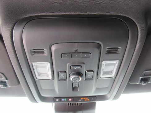 Used 2023 Chevrolet Tahoe Premier w/ Advanced Technology Package RWD image 32