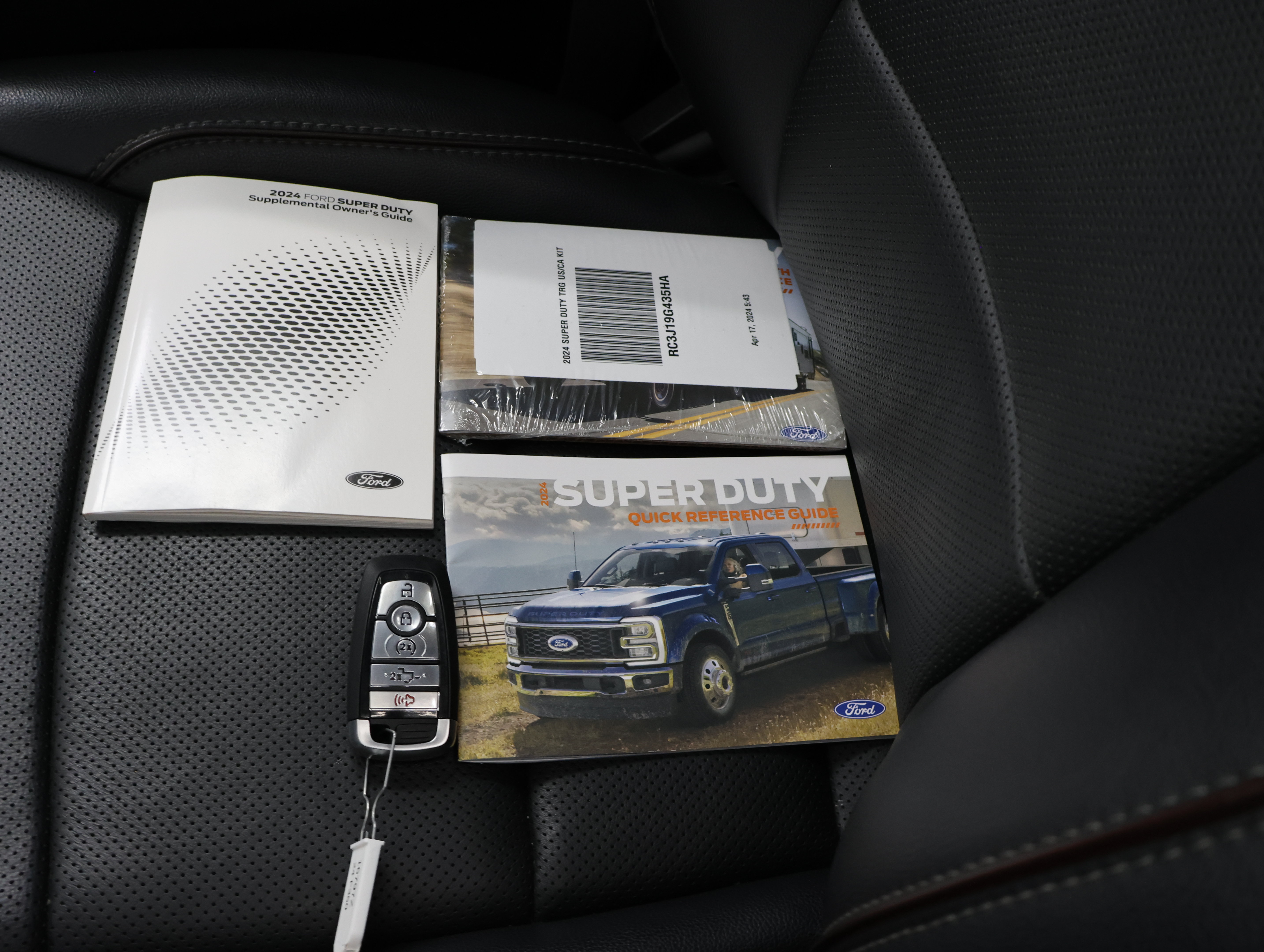 Used 2024 Ford F350 Lariat w/ Lariat Ultimate Package AWD/4WD image 72